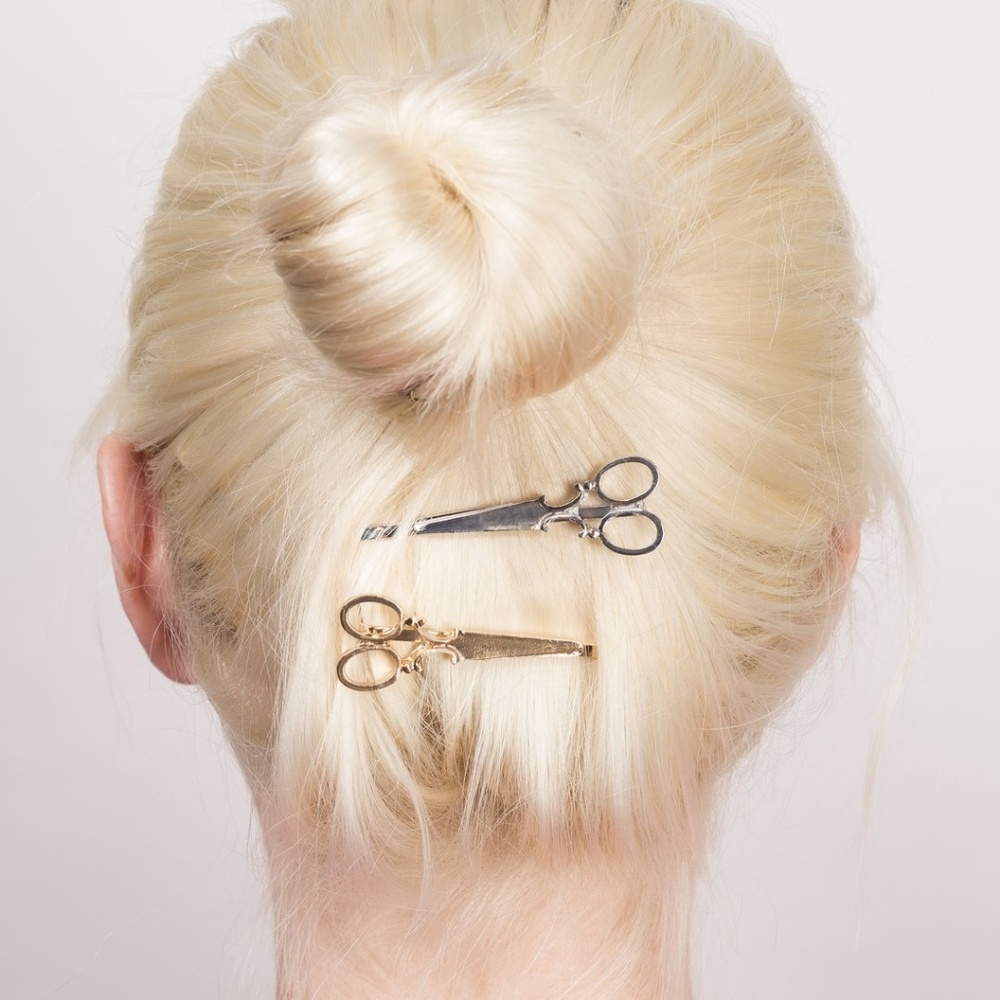 Pair of new gold vintage-look scissor hairpins